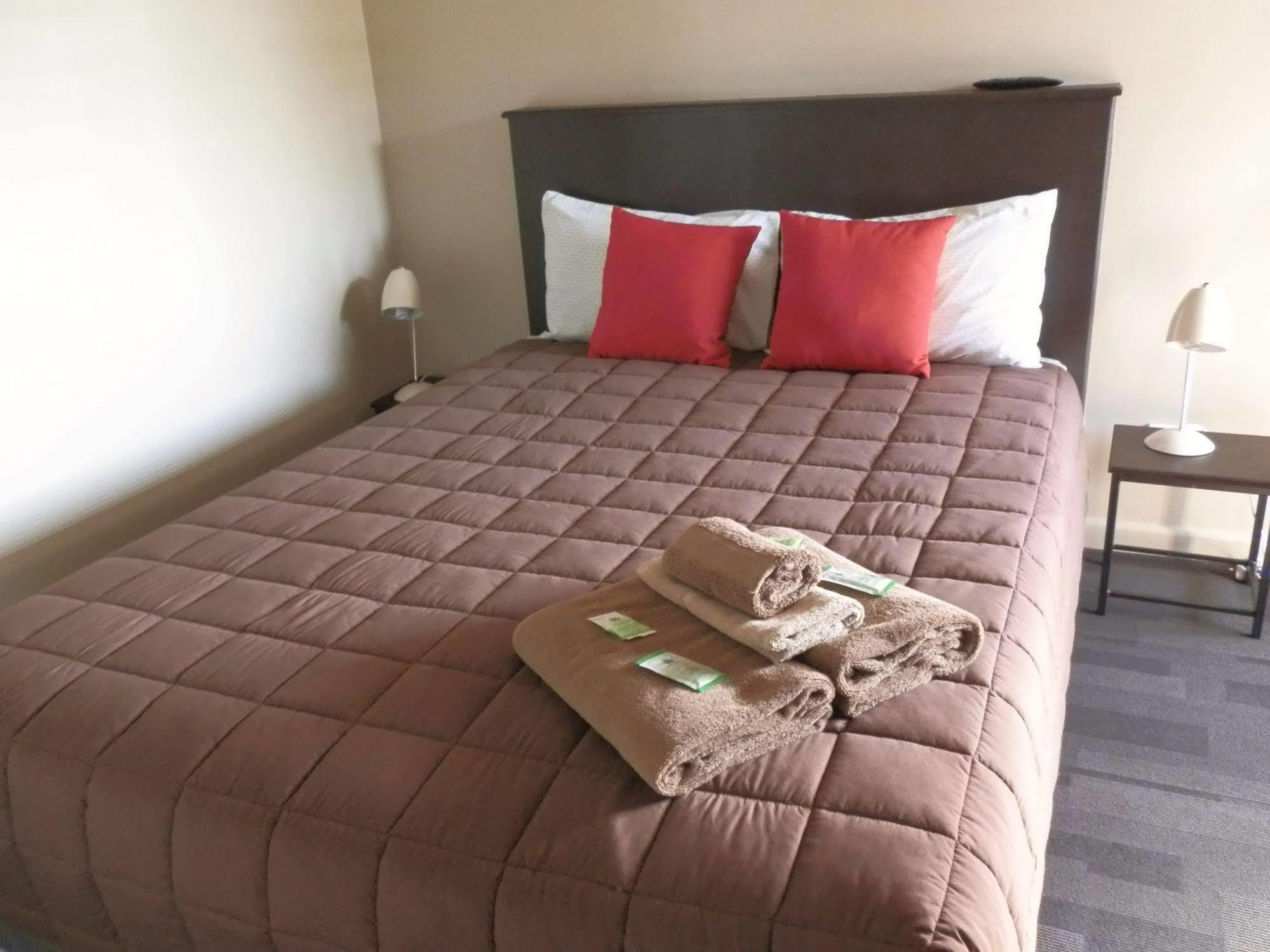 Narrabri Motel And Caravan Park Екстериор снимка